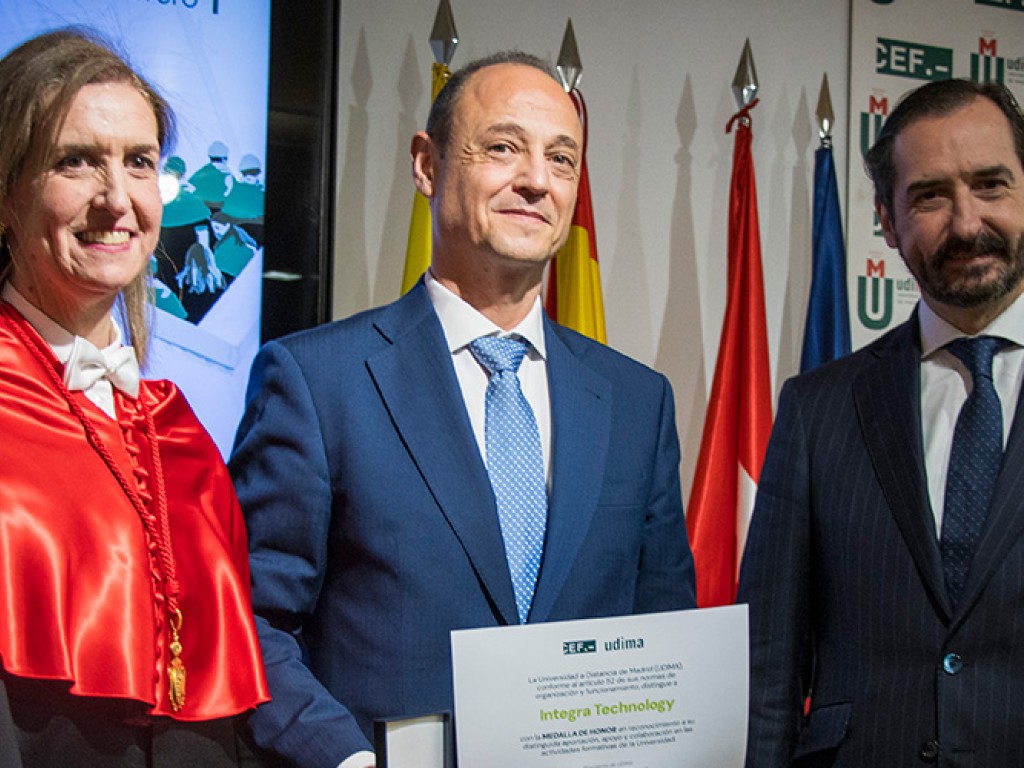 Integra recibe la Medalla de Honor de UDIMA por su colaboración en iniciativas formativas