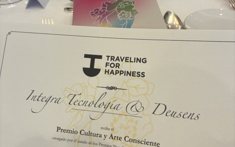 Integra Tecnología y DeuSens reciben el premio Traveling for Happiness por Dive into Heritage